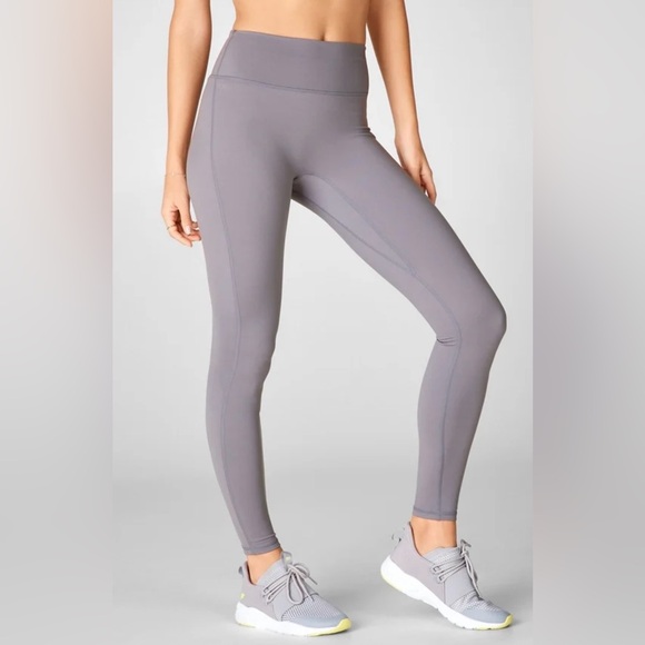 NEW* Fabletics Trinity High-Waisted Utility Legging Violet/Barely Blue Small 27 - Picture 1 of 11